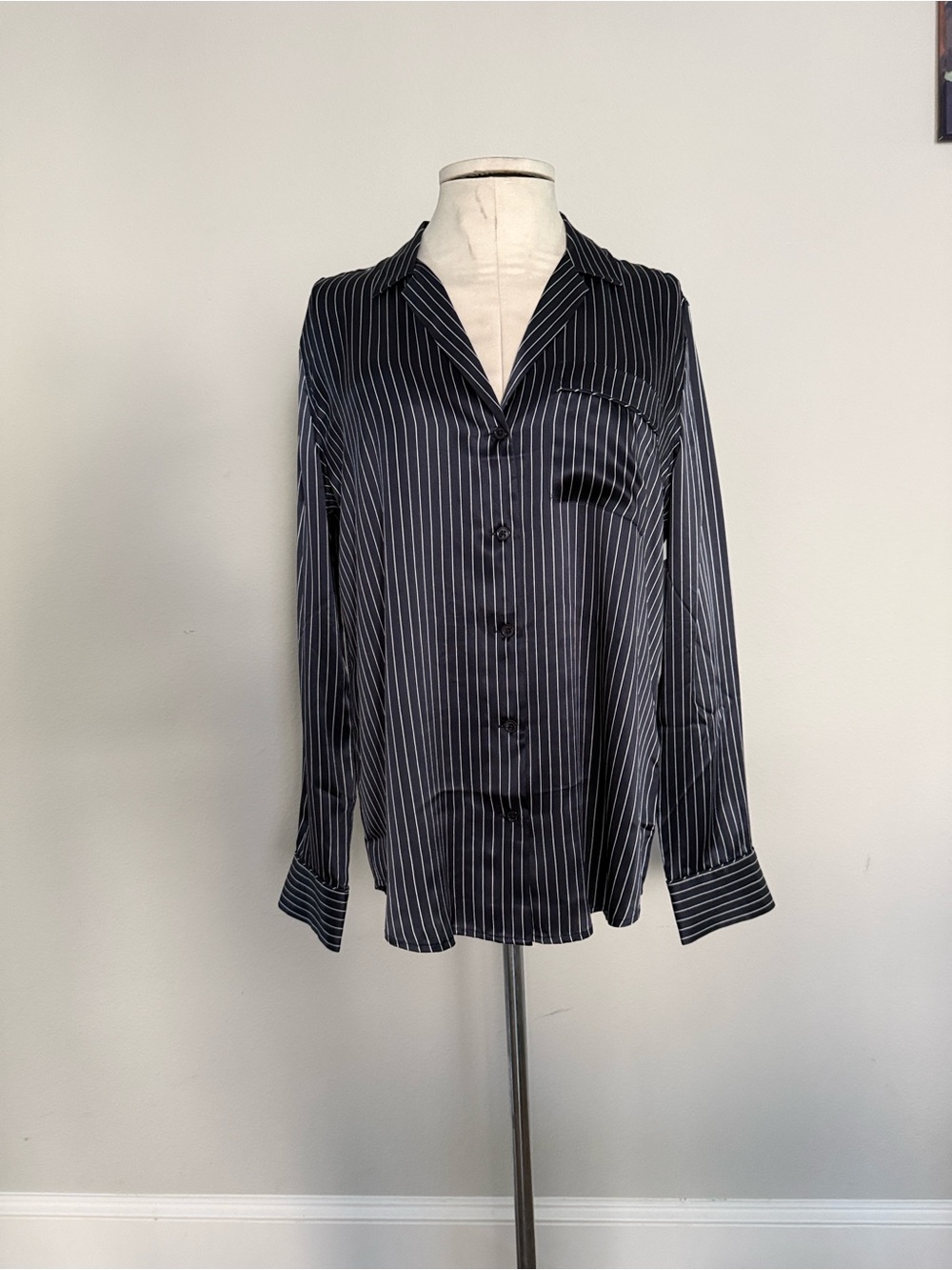 NWT Equipment Women's Keira 100% Silk Black Pinstripe Long-Sleeve Shirt, Size XL